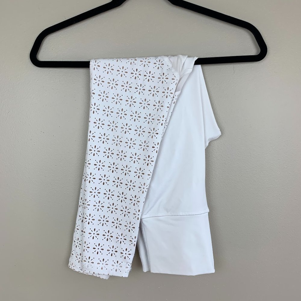Aerie Chill Play Move White Leggings